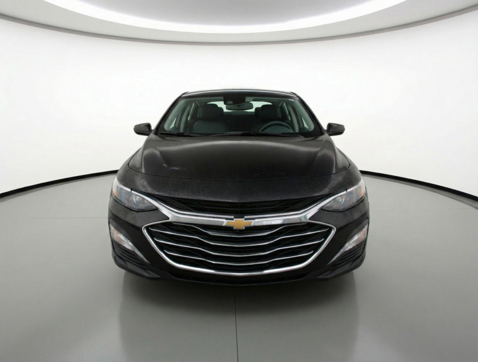 Used 2024 Chevrolet Malibu LT image 2