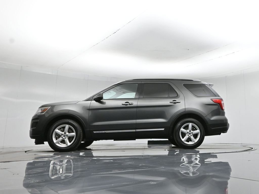 Certified 2018 Ford Explorer XLT image 8