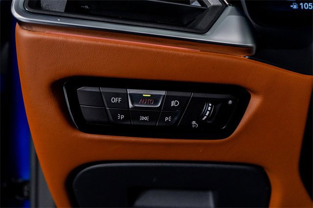 Used 2022 BMW M4 xDrive Competition image 44