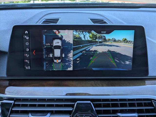 Used 2018 BMW 540i image 14