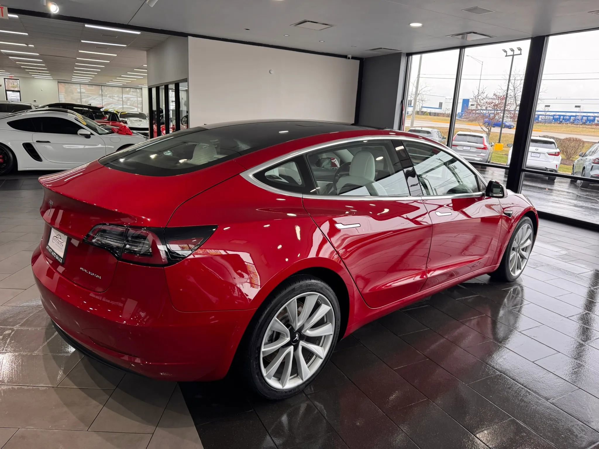 Used 2018 Tesla Model 3 Long Range image 5