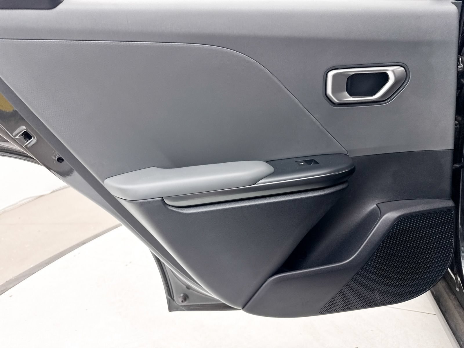 Used 2025 Kia K4 FWD image 28