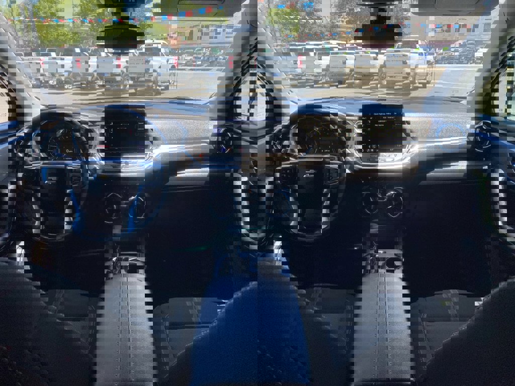 Used 2023 Chevrolet Blazer LT image 25