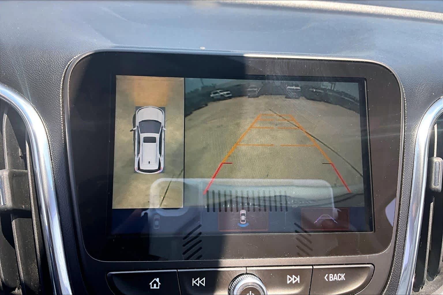 Used 2018 Chevrolet Equinox Premier AWD/4WD image 27