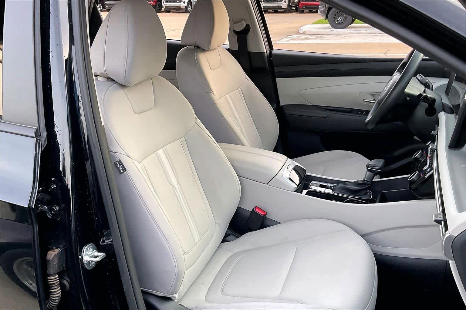 Used 2025 Hyundai Tucson SEL FWD image 10