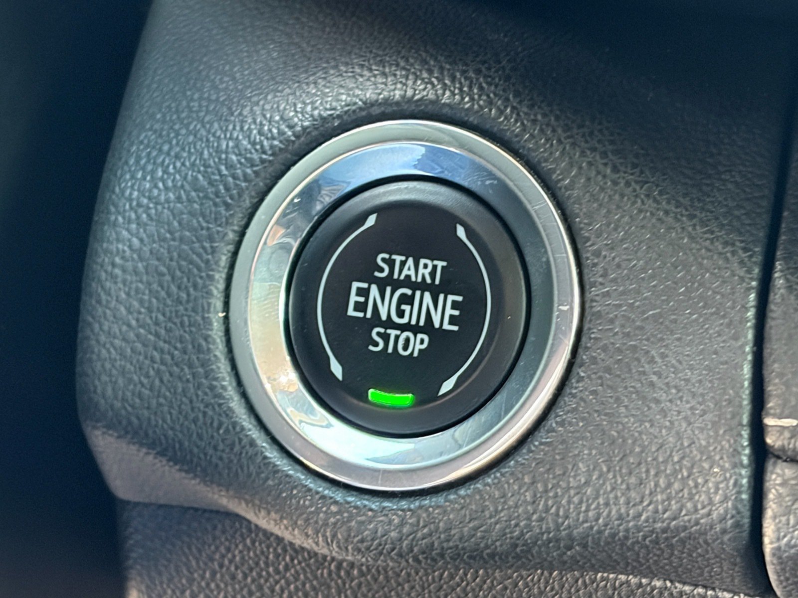 Used 2023 Buick Envision Preferred FWD image 34