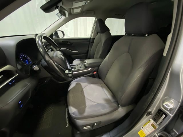 Certified 2020 Toyota Highlander LE image 10
