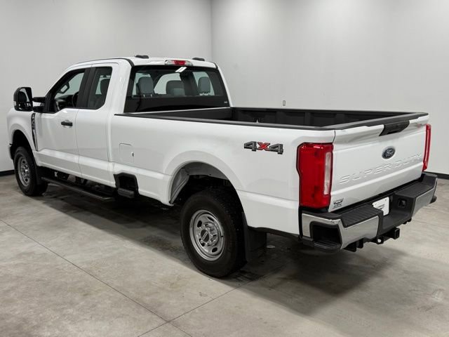 Used 2023 Ford F350 XL w/ Snow Plow Prep Package image 9