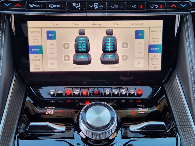 New 2026 Jeep Grand Wagoneer Summit w/ Premium Group III image 15