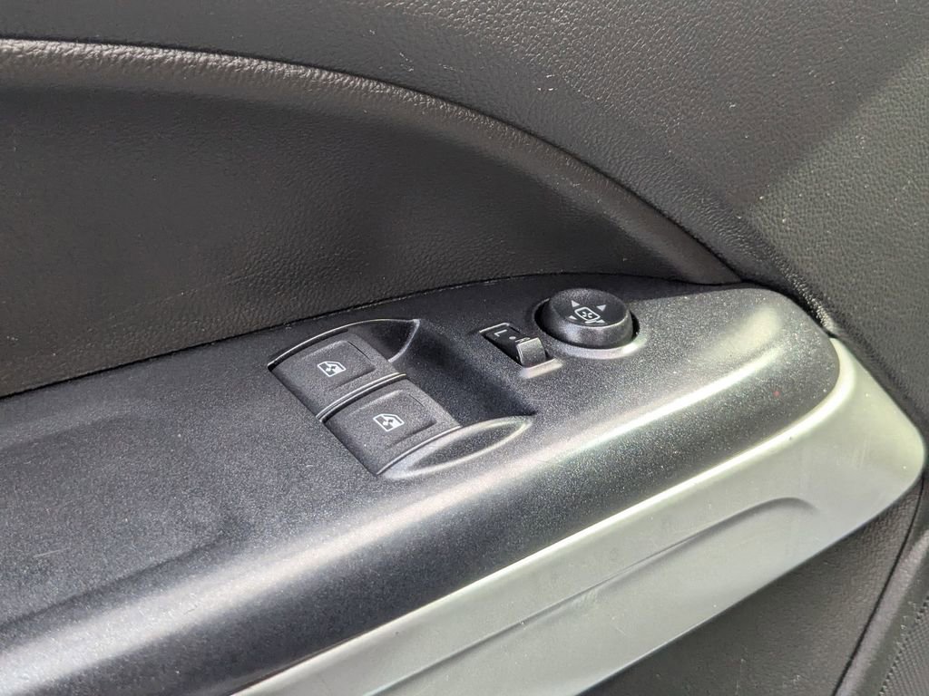 Used 2022 Chevrolet Colorado LT w/ Fleet Safety Package AWD/4WD image 12