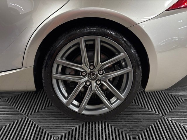 Used 2018 Lexus IS 350 image 30