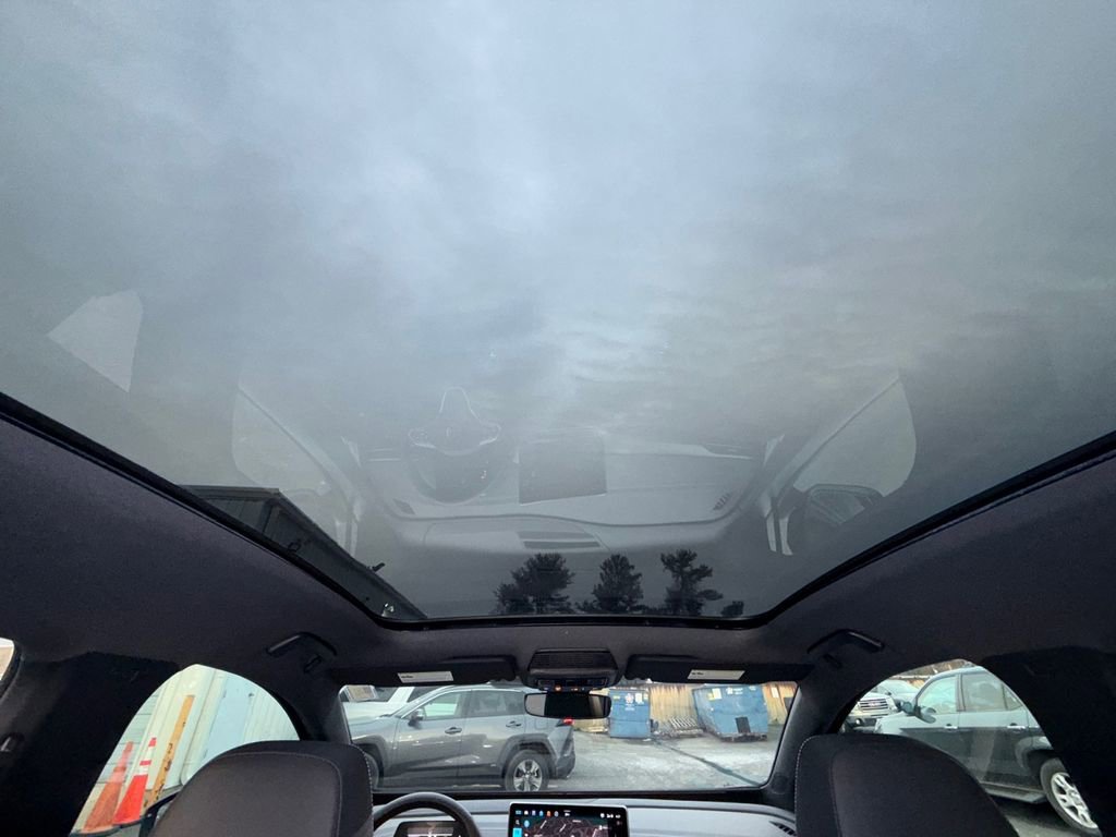 Used 2024 Volkswagen ID.4 Pro S image 19