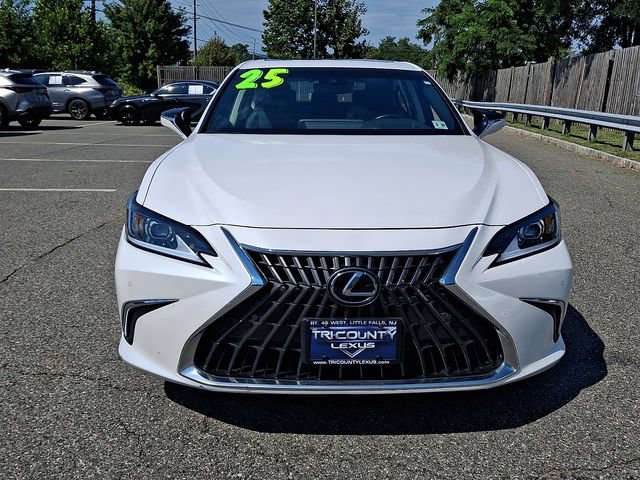 Used 2025 Lexus ES 350 w/ Premium Package FWD image 2