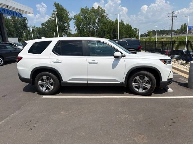 Used 2023 Honda Pilot EX-L image 12