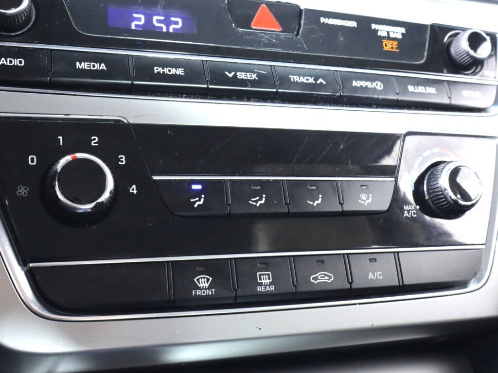 Used 2016 Hyundai Sonata SE image 26