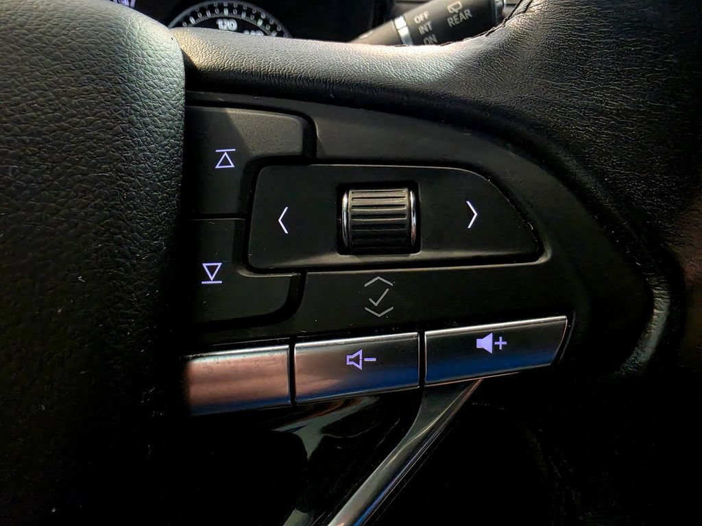 Used 2021 Cadillac XT6 Premium Luxury FWD image 29