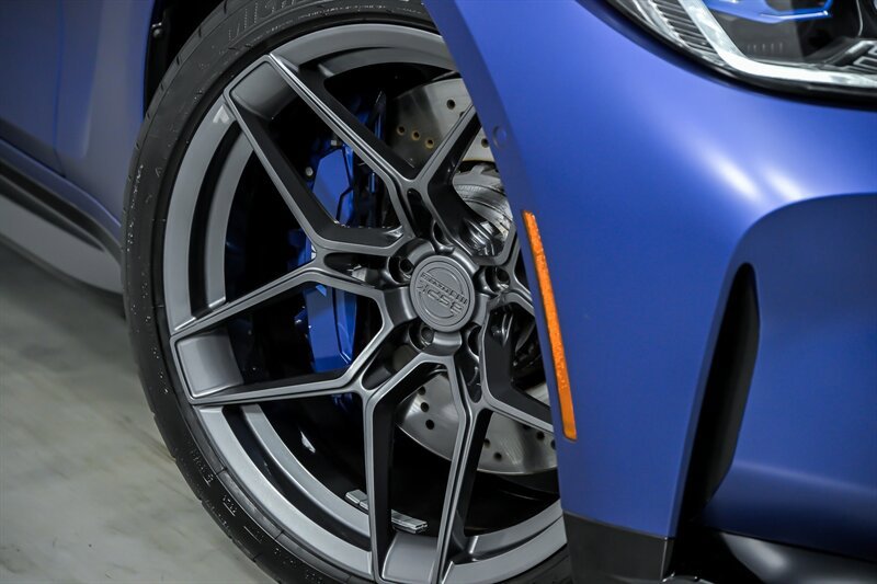 Used 2023 BMW M4 xDrive Competition w/ M Carbon Exterior Package AWD/4WD image 3