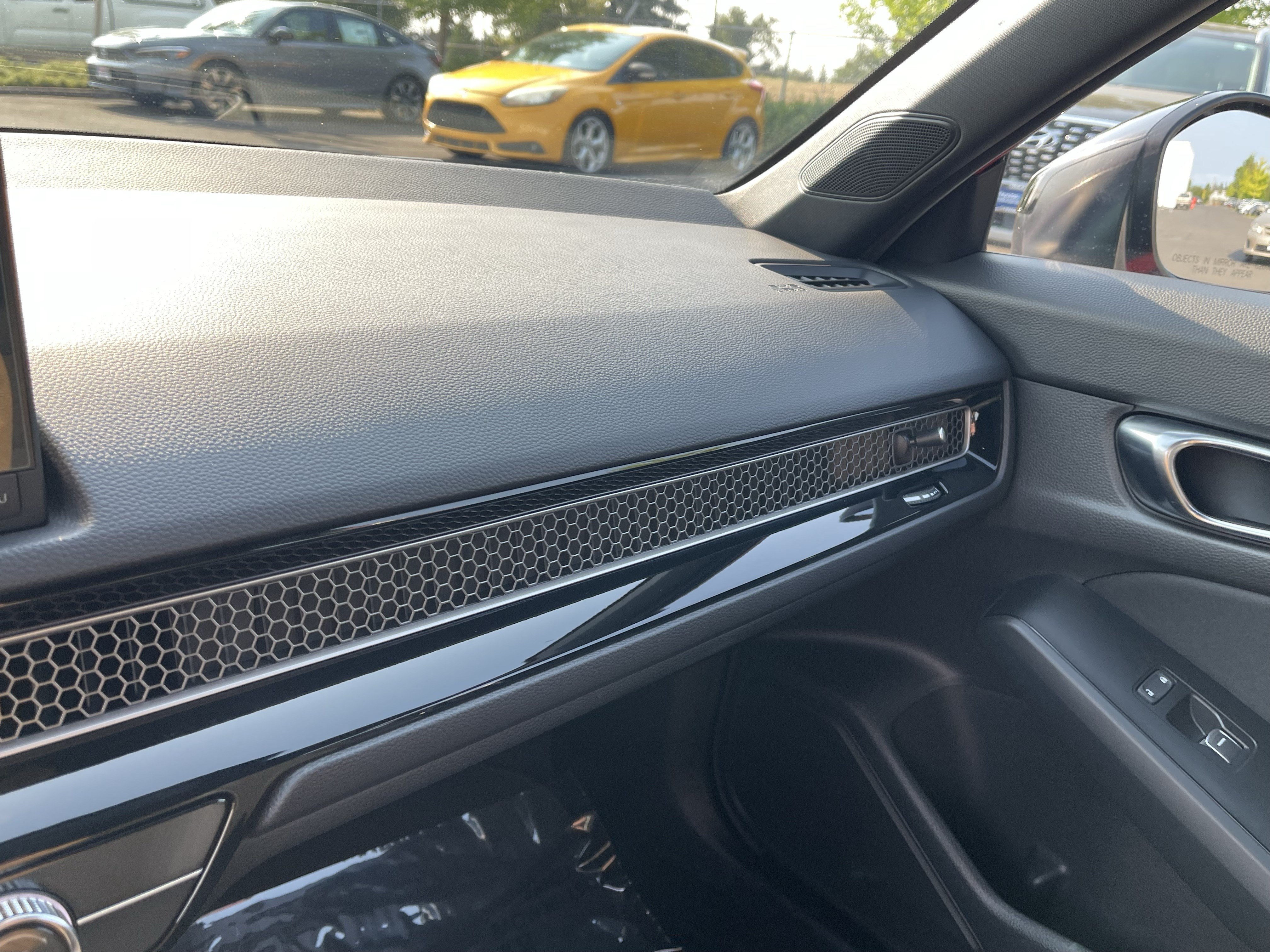 Used 2025 Honda Civic Sport image 23