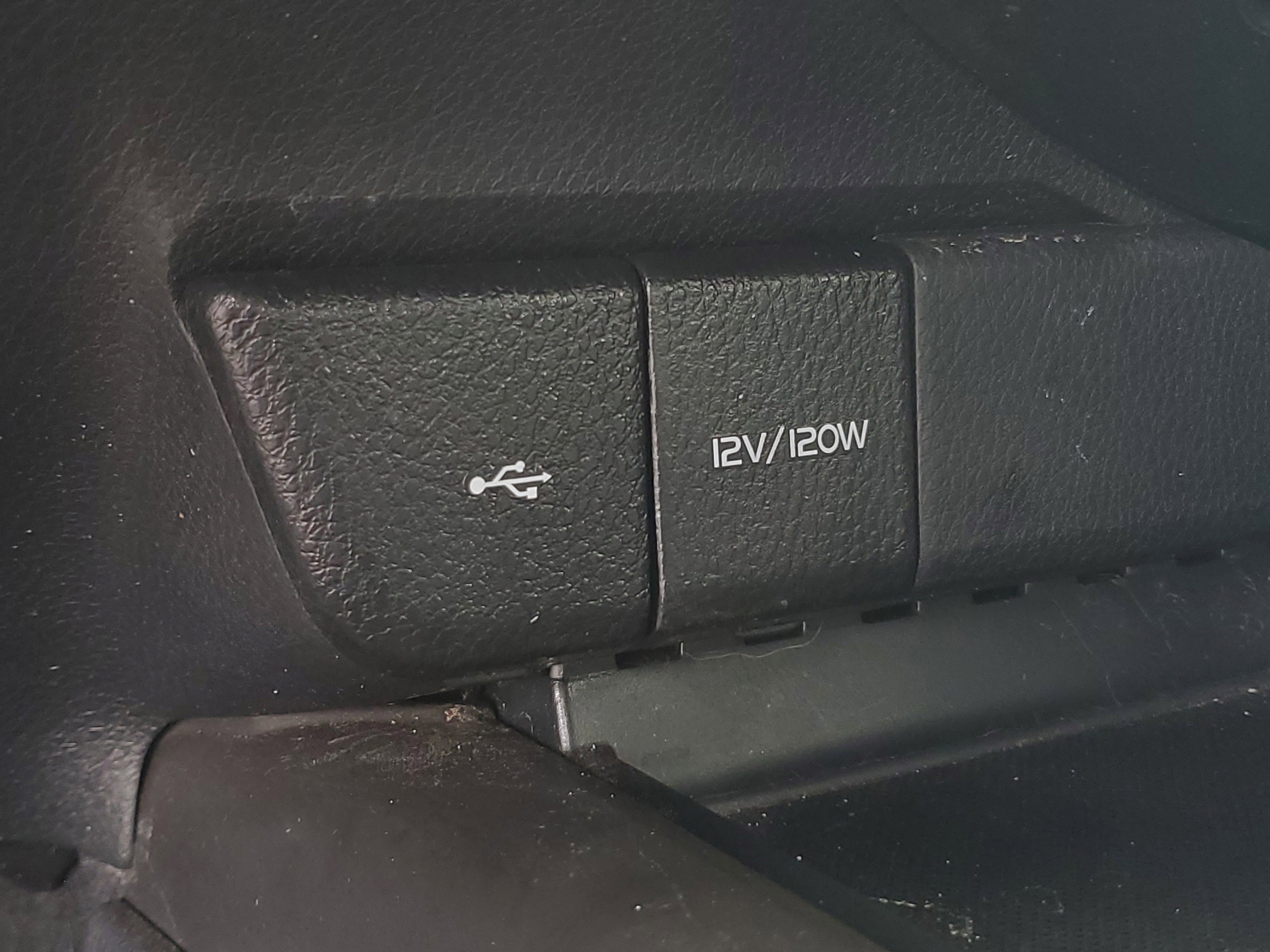 Used 2024 Toyota Camry SE FWD image 10