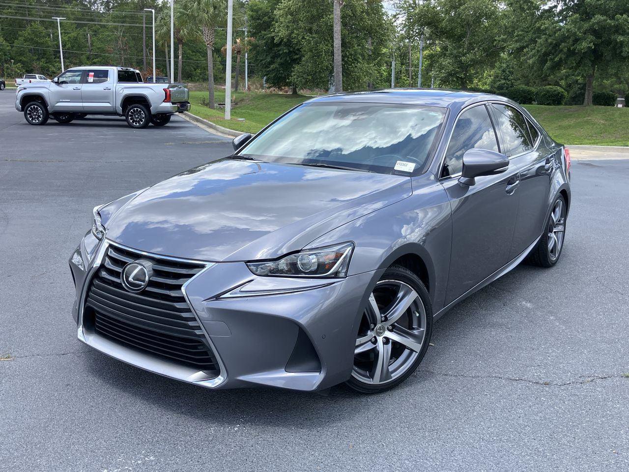 Used 2019 Lexus IS 300 w/ Premium Package RWD video 1