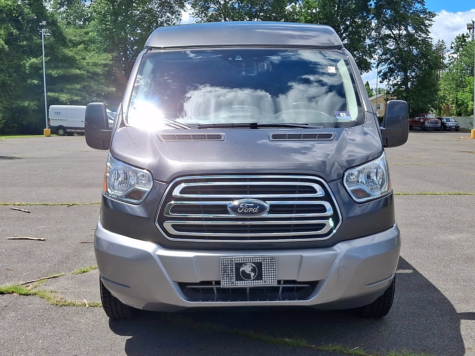Used 2017 Ford Transit 150 XLT RWD image 2