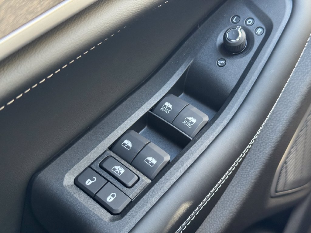 New 2027 Jeep Grand Cherokee Limited AWD/4WD image 26