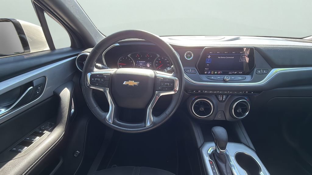 Used 2022 Chevrolet Blazer LT FWD image 20