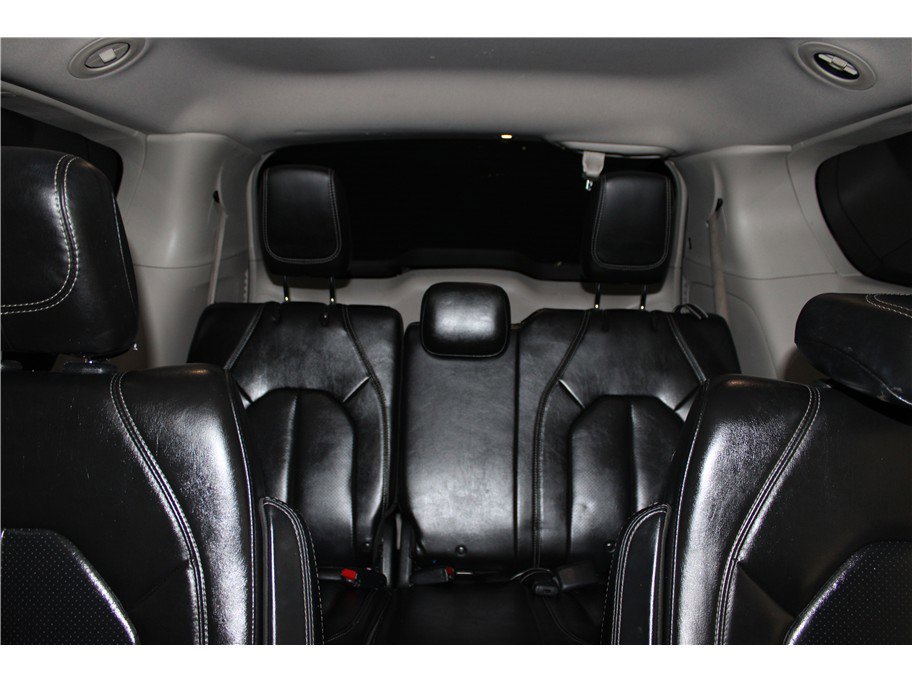 Used 2021 Chrysler Voyager Lxi image 16