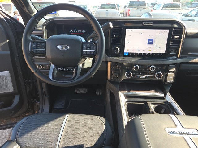 Used 2026 Ford F250 Platinum AWD/4WD image 5