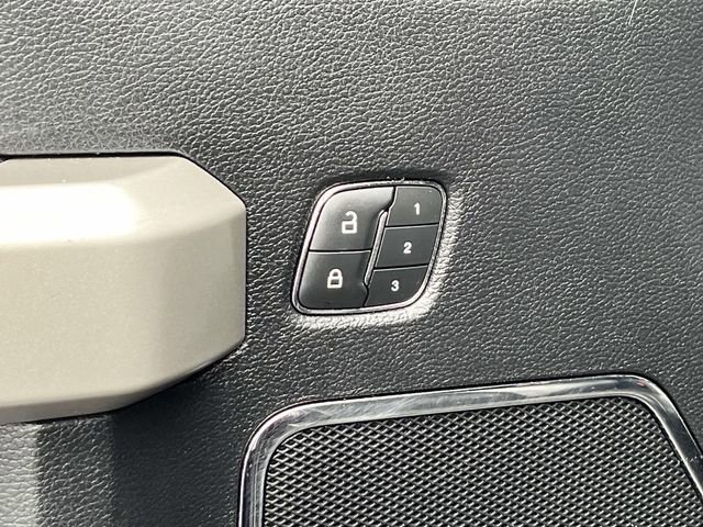 Used 2019 Ford F250 Lariat w/ Lariat Ultimate Package AWD/4WD image 26