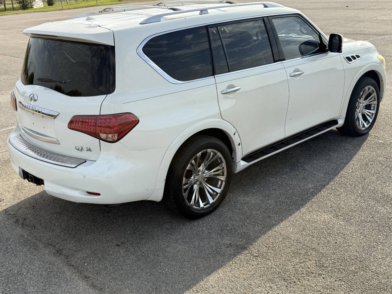 Used 2012 INFINITI QX56 4WD w/ Theater Pkg image 5