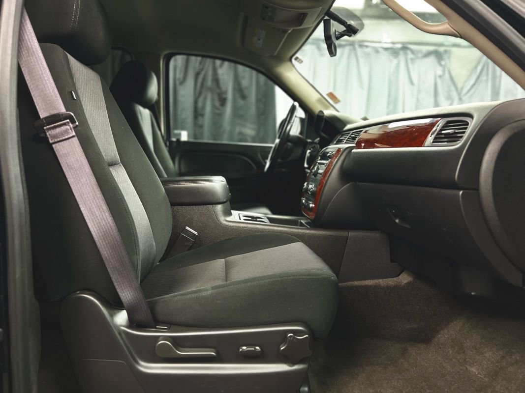 Used 2014 Chevrolet Tahoe LS image 18