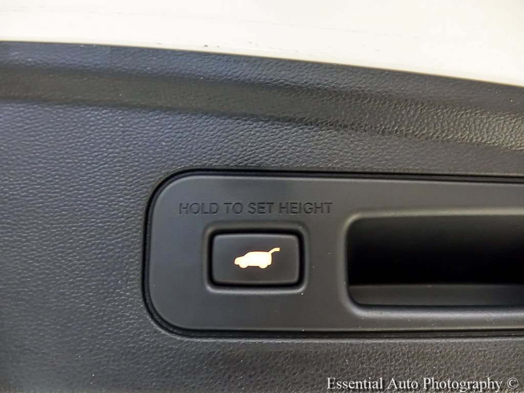 Used 2025 Acura MDX SH-AWD image 25