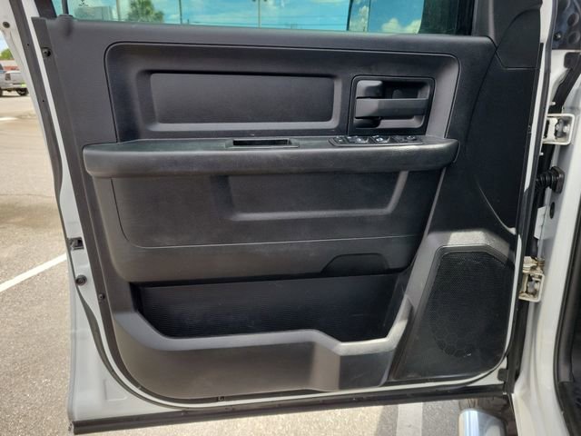 Used 2021 RAM 2500 Tradesman w/ Chrome Appearance Group AWD/4WD image 17