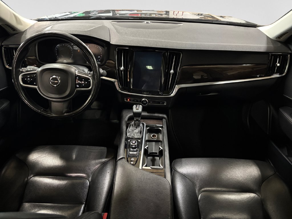 Used 2019 Volvo S90 T5 Momentum AWD/4WD image 14