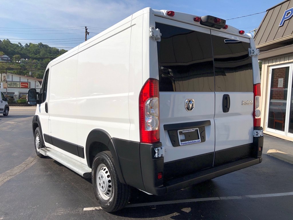Used 2025 RAM ProMaster 2500 w/ U-Haul Equipment Group FWD image 4