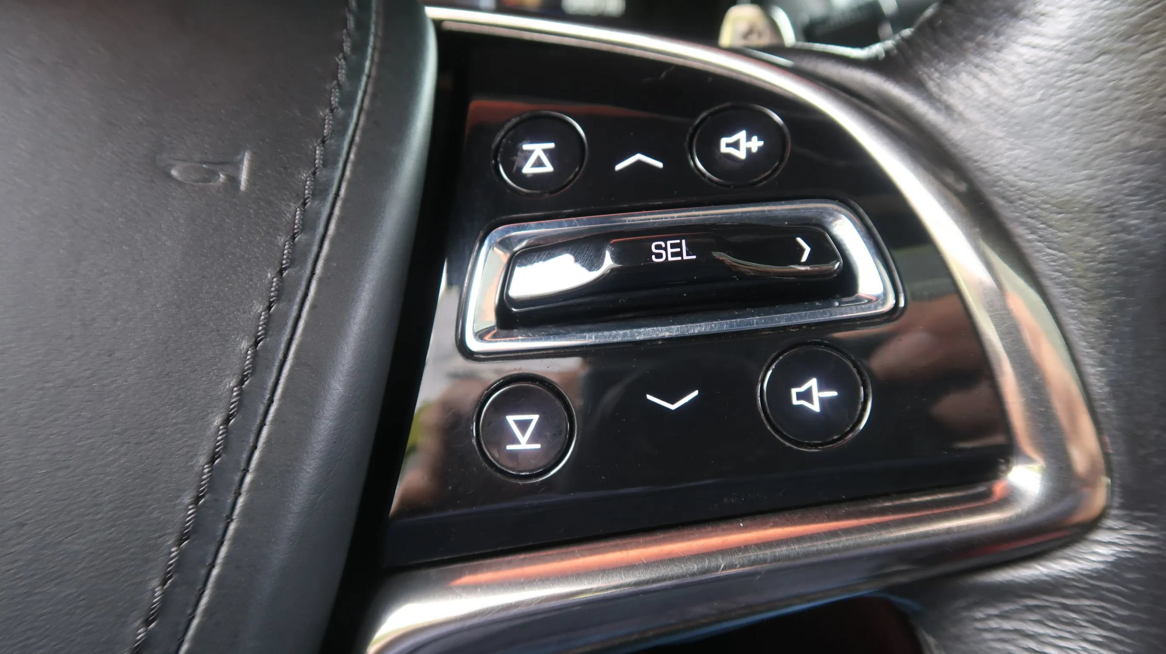 Used 2014 Cadillac CTS Premium RWD image 38