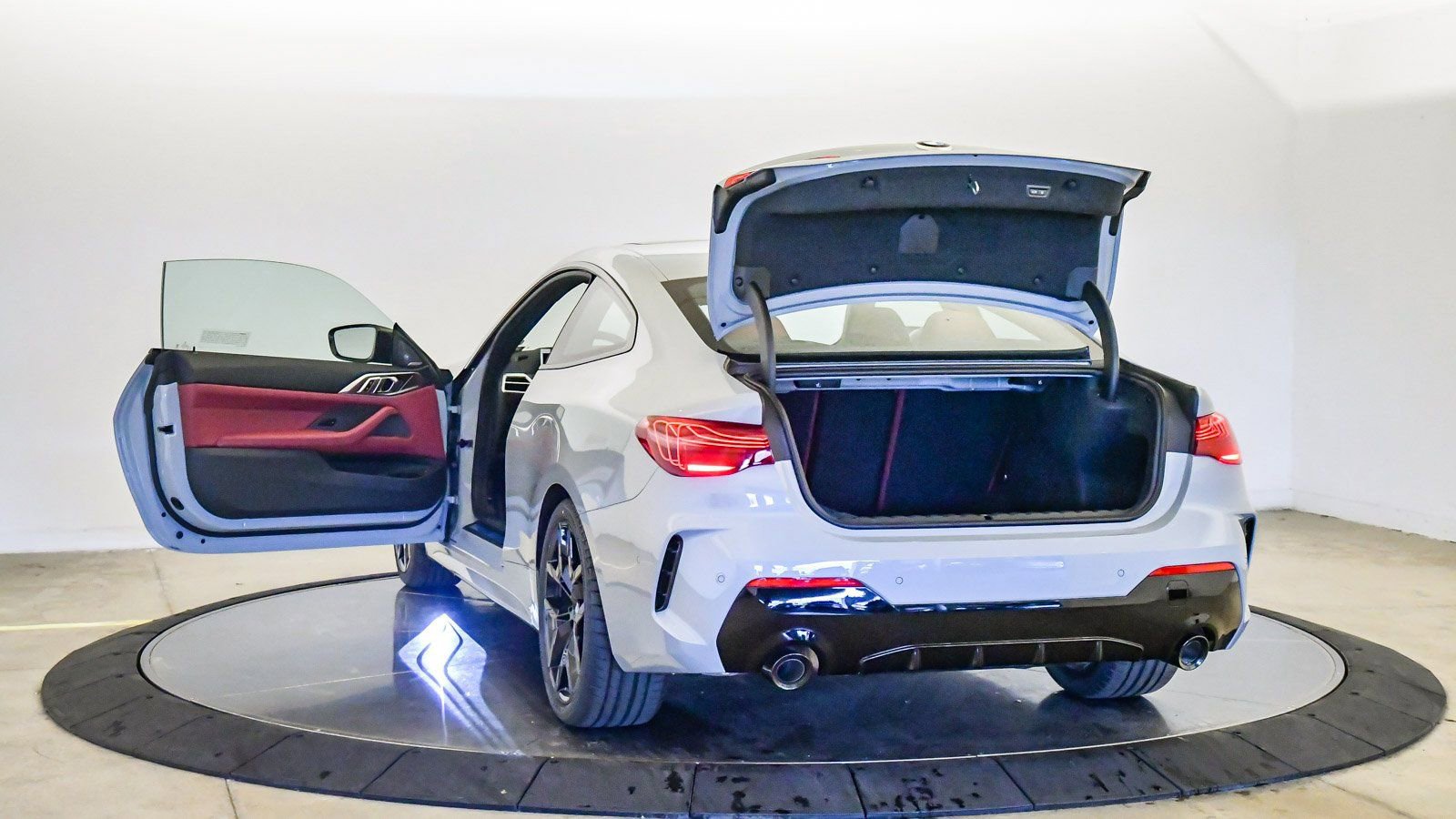 New 2026 BMW 430i Coupe w/ M Sport Package image 24