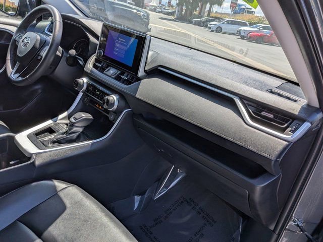 Used 2025 Toyota RAV4 XLE Premium FWD image 6
