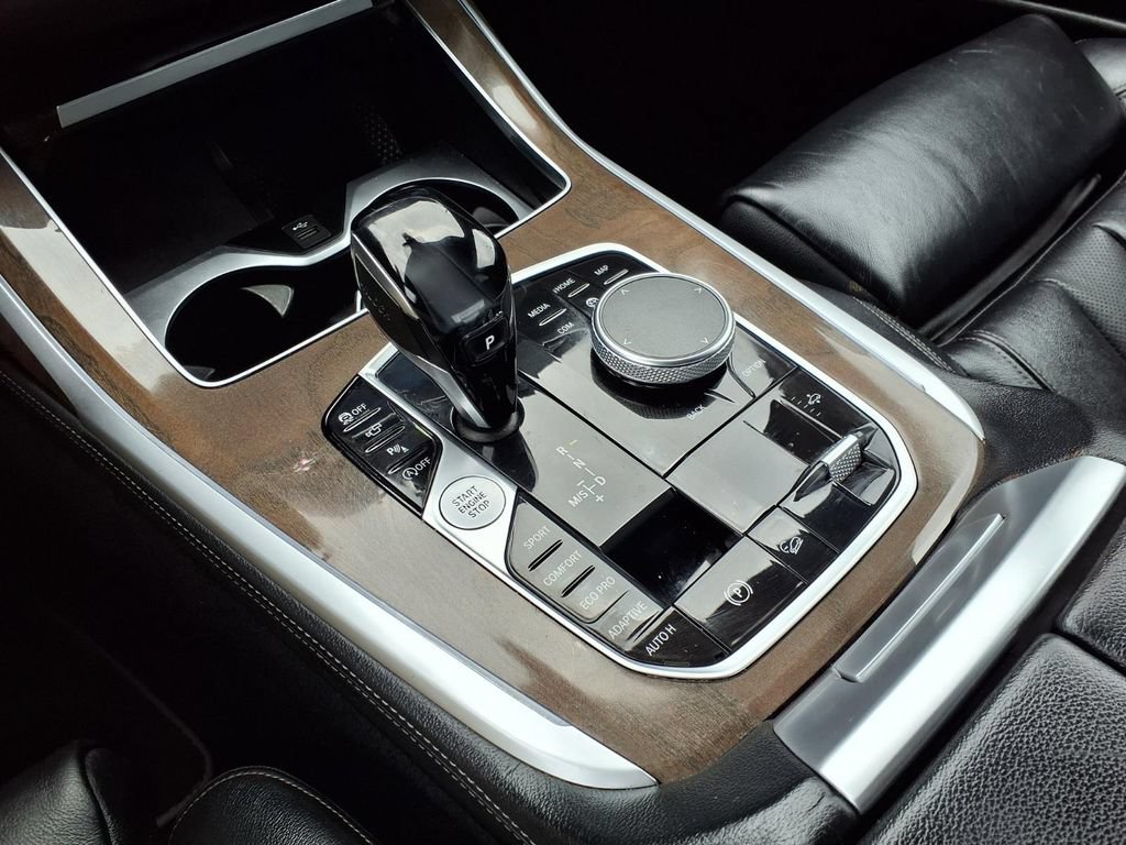 Used 2020 BMW X7 xDrive40i w/ M Sport Package AWD/4WD image 21