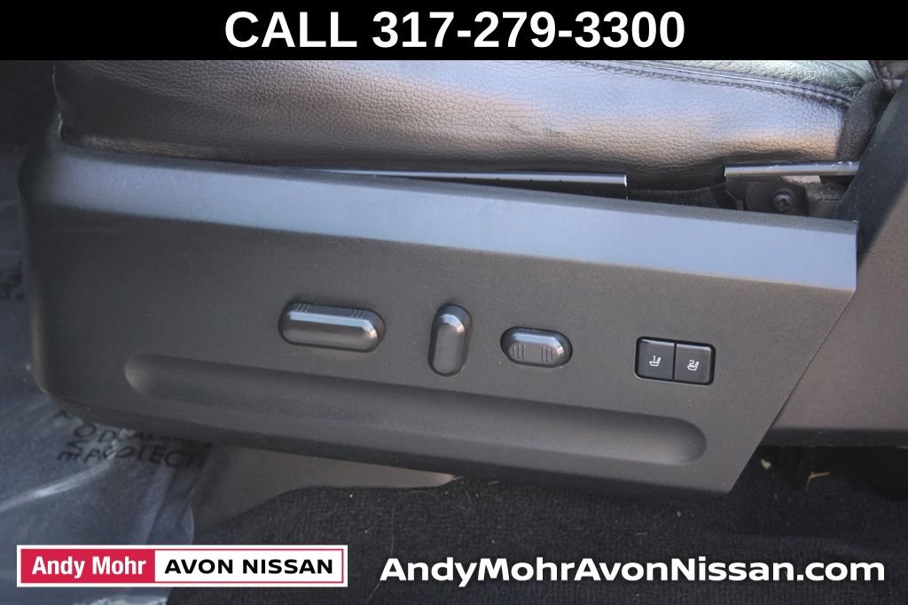 Used 2017 Ford Expedition EL Limited w/ Equipment Group 301A AWD/4WD image 16