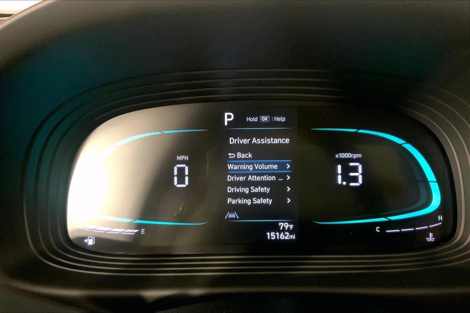 Used 2025 Hyundai Venue SEL FWD image 21