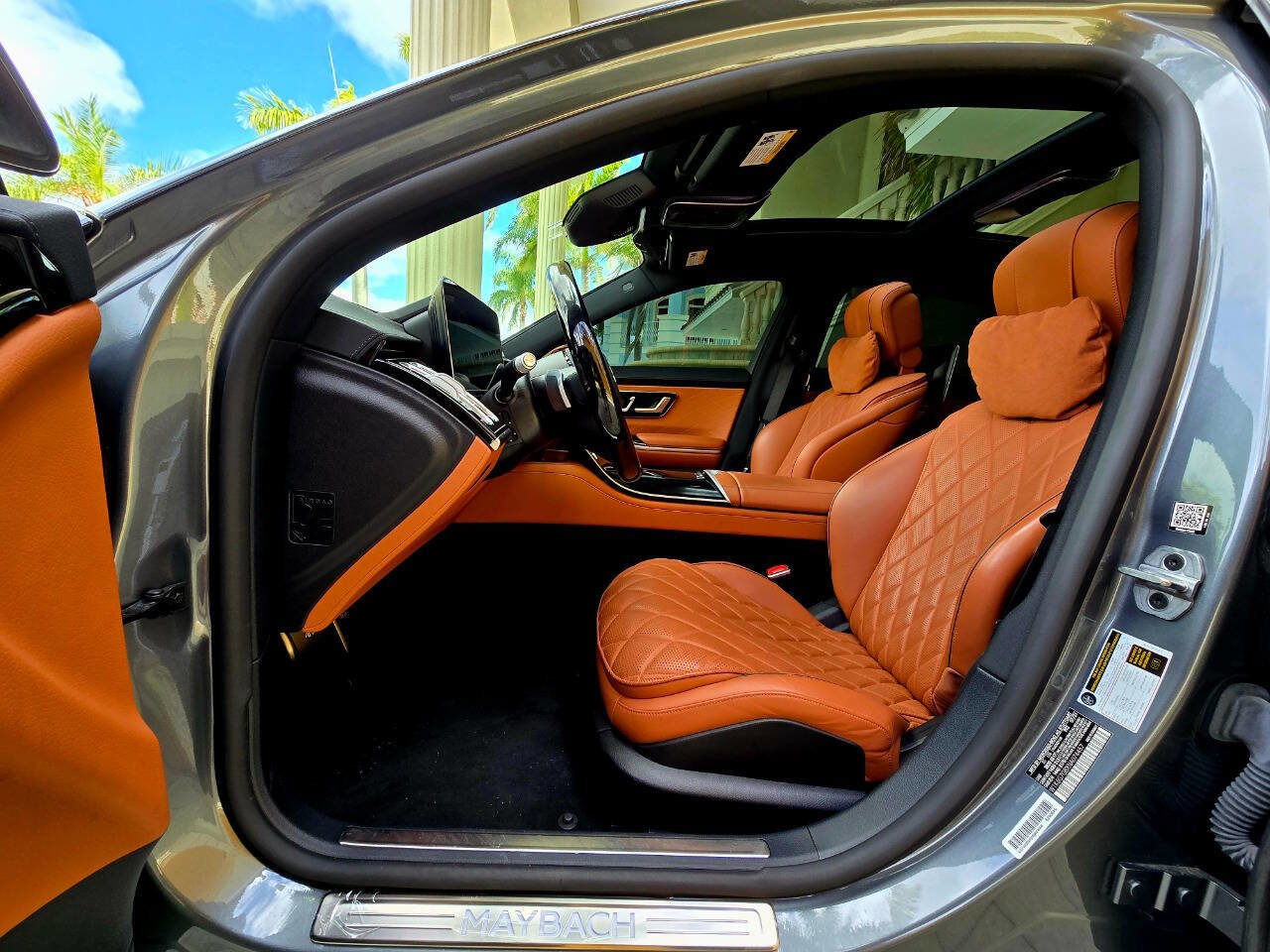Used 2022 Mercedes-Benz S 580 4MATIC Sedan w/ Rear Seat Package image 21