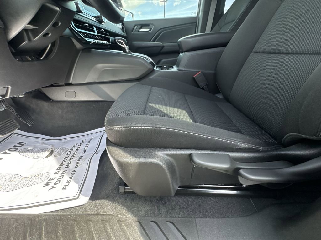 Used 2023 Chevrolet Colorado LT w/ LT Convenience Package image 12