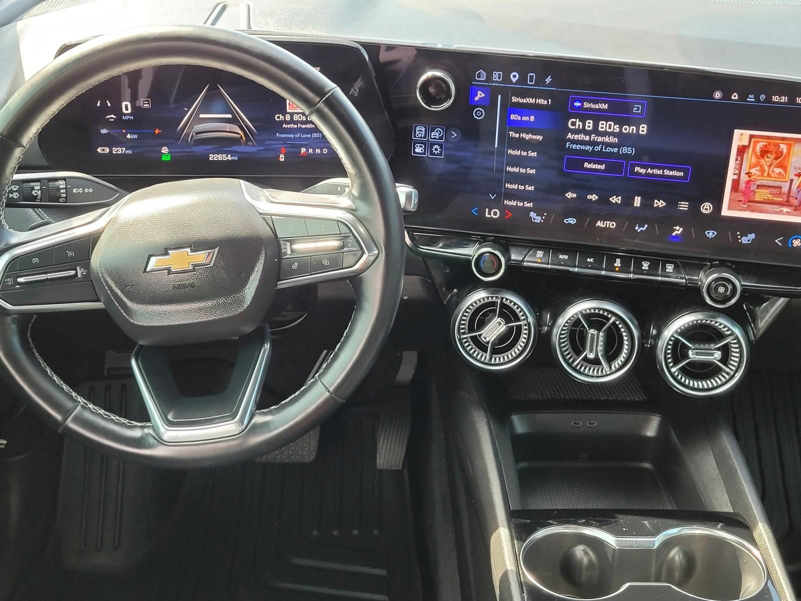 Used 2024 Chevrolet Blazer EV LT AWD/4WD image 18