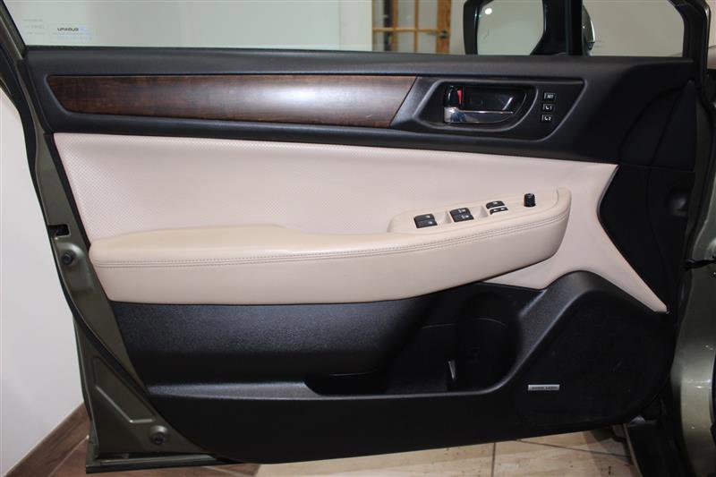 Used 2016 Subaru Outback 2.5i Limited w/ Popular Package #4 AWD/4WD image 31