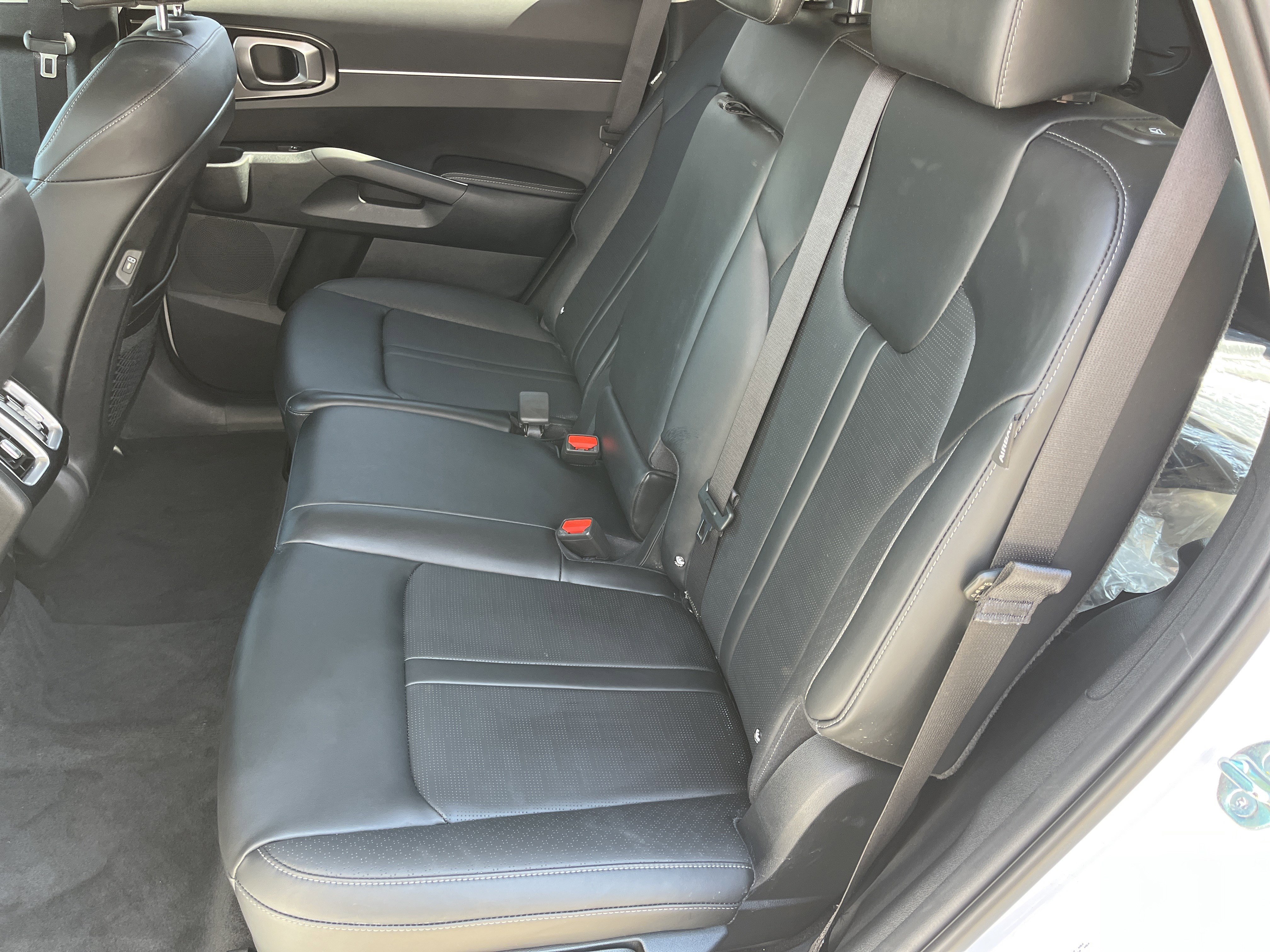 Certified 2025 Kia Sorento S w/ Panoramic Sunroof Package image 20