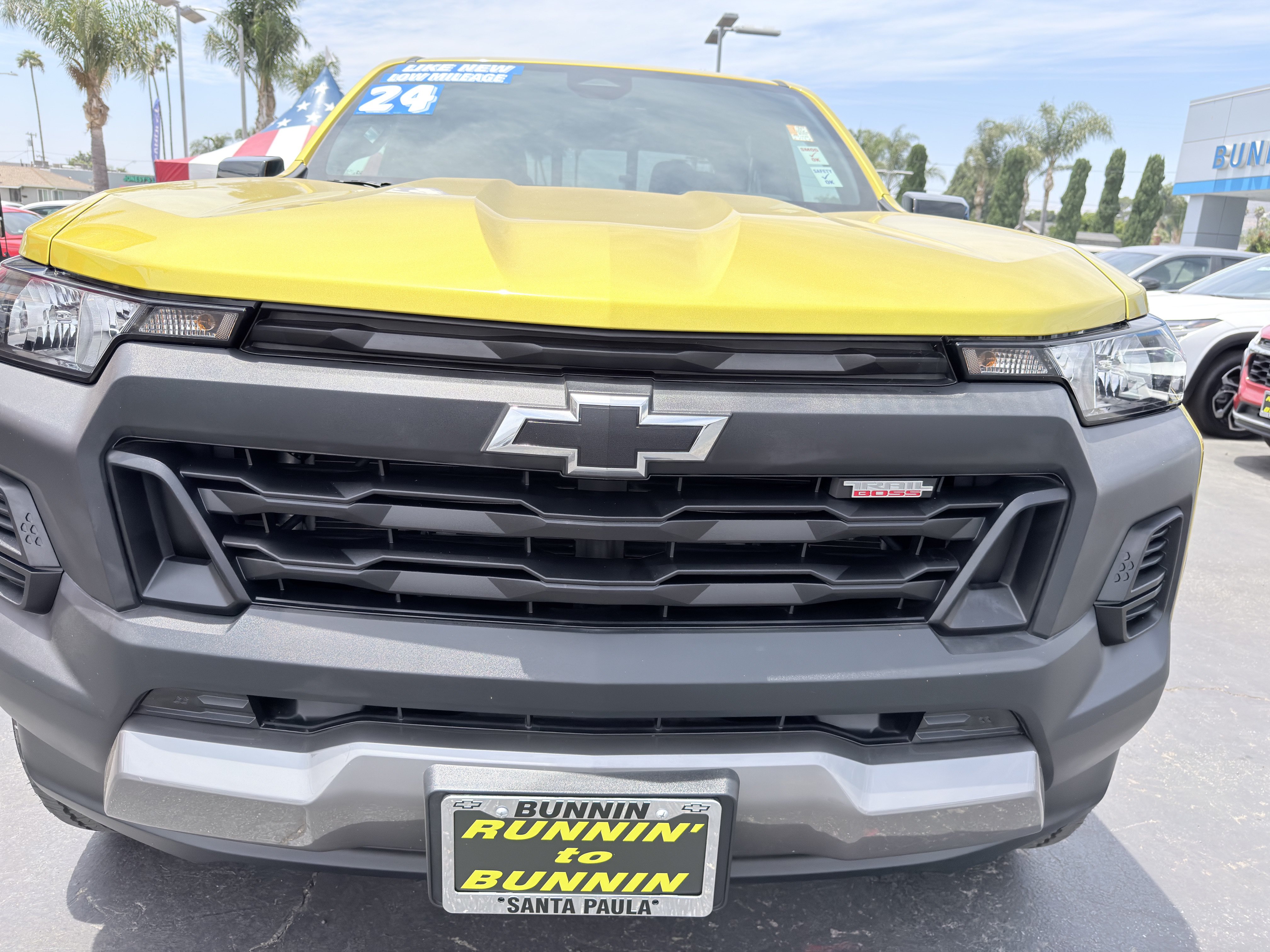 Used 2024 Chevrolet Colorado Trail Boss w/ LPO, Dark Essentials Package AWD/4WD image 51