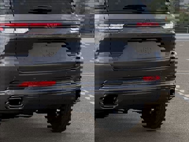 New 2025 Jeep Grand Cherokee Summit w/ Obsidian Package image 13