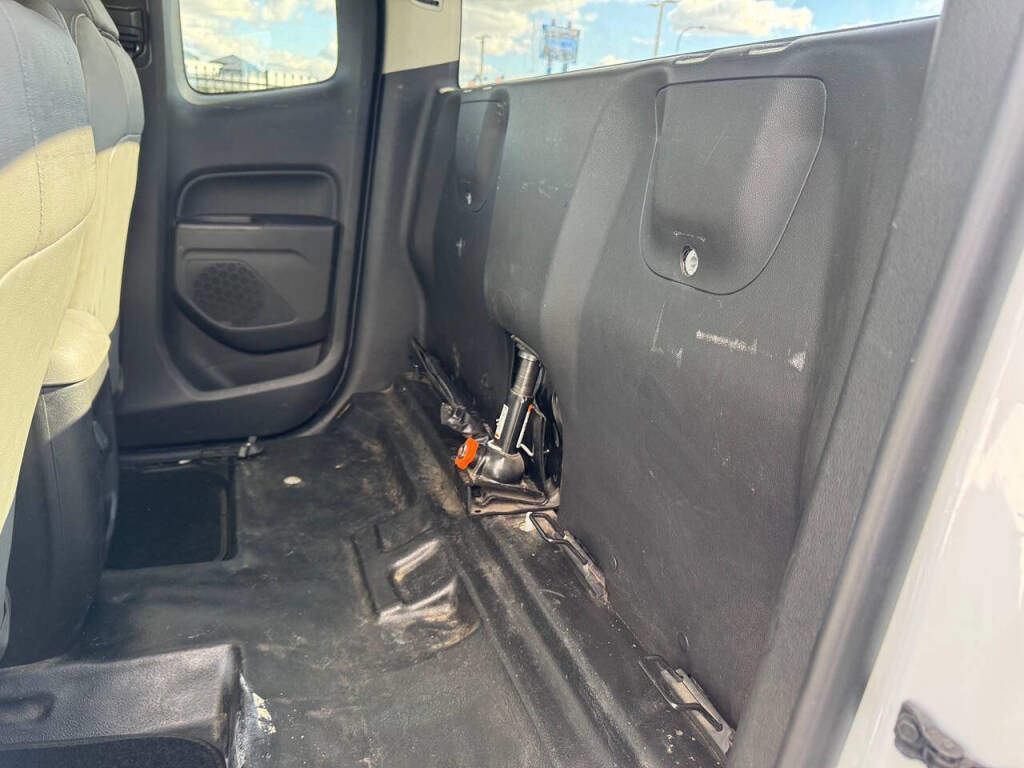 Used 2019 Chevrolet Colorado W/T image 7